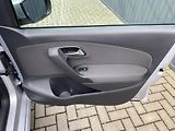 Volkswagen Polo 1.4 MPI 63kW - 1xMAJ.- PDC - náhled 32
