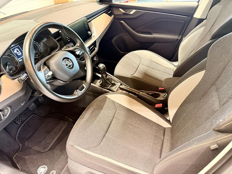 Škoda Scala 1.5 TSi 110 Kw Style Extra - fotka 19 z 25
