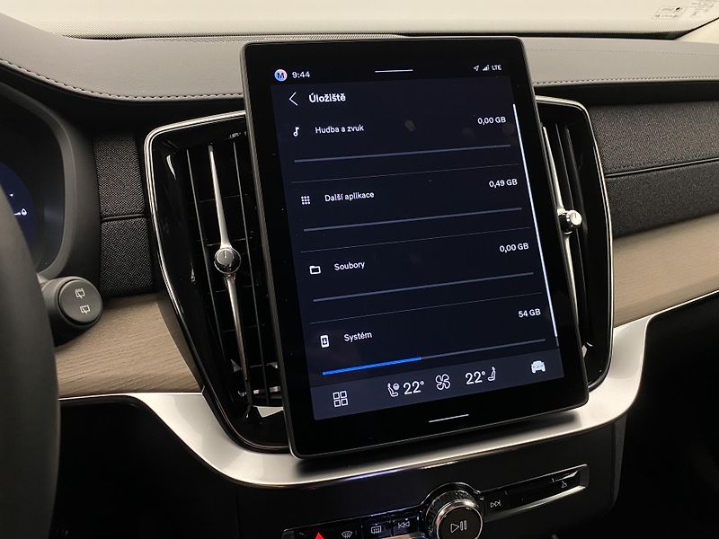 Volvo XC90 (2026) T8 AWD RECHARGE BRIGHT PLUS 7m - fotka 65 z 70