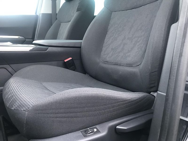 Peugeot 3008 1.6 Benzín 115 ,6-KVALT,KLIMA. - fotka 9 z 15