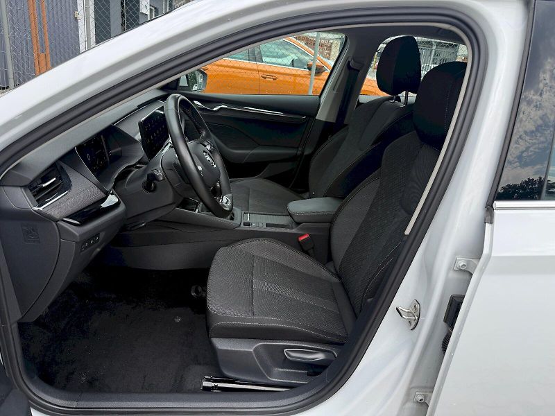 Škoda Octavia (2023) 1.0 TSI 81 kW Style - fotka 8 z 22