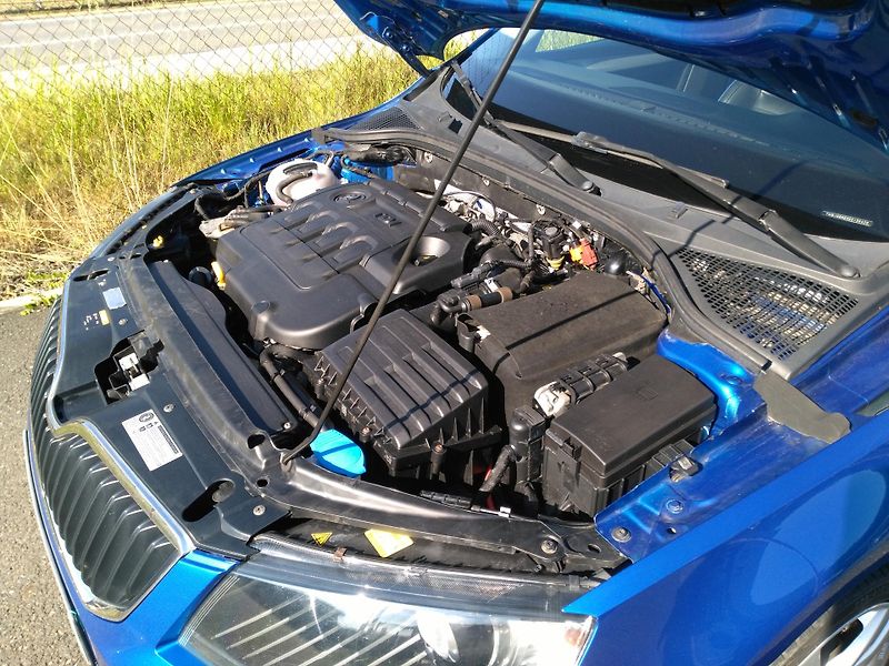 Škoda Octavia 1,6 TDI * DSG * /77 kW/ - fotka 29 z 40