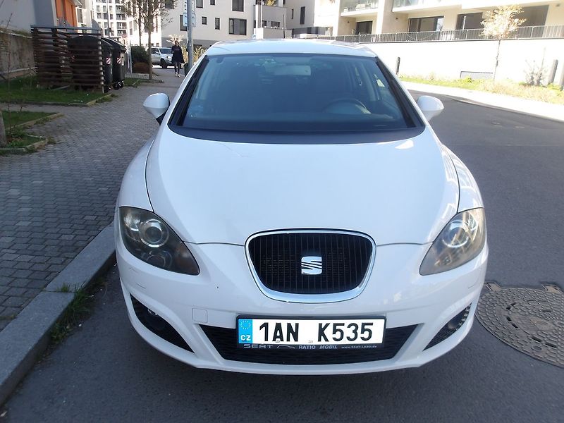 Seat Leon 1,4TSi NAJ.147000km ! NAVI ! - fotka 6 z 38