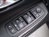 Jeep Cherokee 2,0 CRDI 125kW Aut. 4x4 - náhled 14