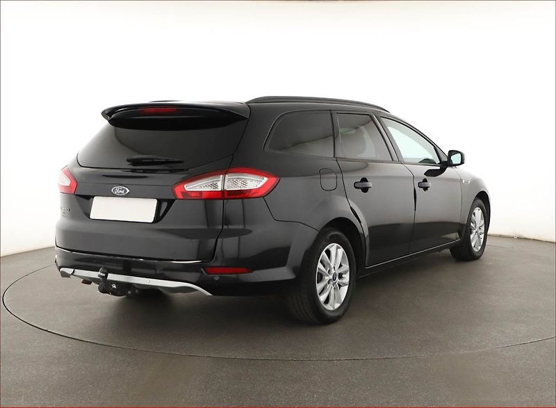 Ford Mondeo (2012) 2.0 TDCi, Navi, Tempomat - fotka 5 z 16