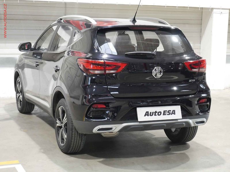 MG ZS (2024) 1.5, ČR, servis.kniha - fotka 4 z 22