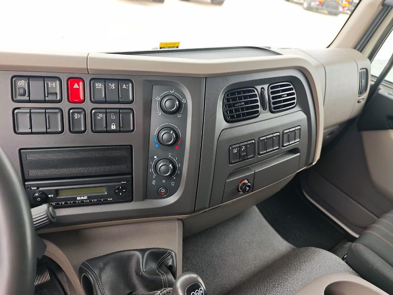DAF LF 230, 18 PAL, ČELO, KLIMA - fotka 21 z 21