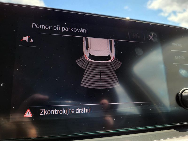 Škoda Kamiq 1.0 TSI CNG 66kW Style G-TEC - fotka 19 z 45