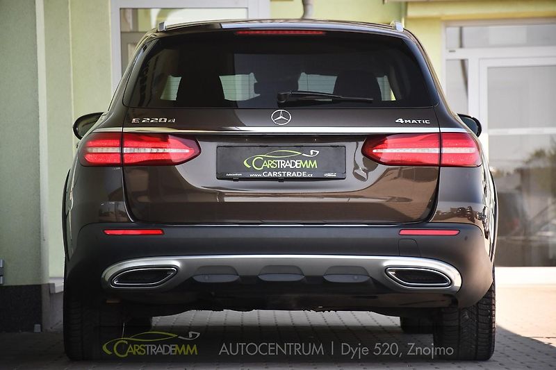 Mercedes-Benz Třídy E 220d 143kW ALLTERRAIN  - fotka 4 z 58