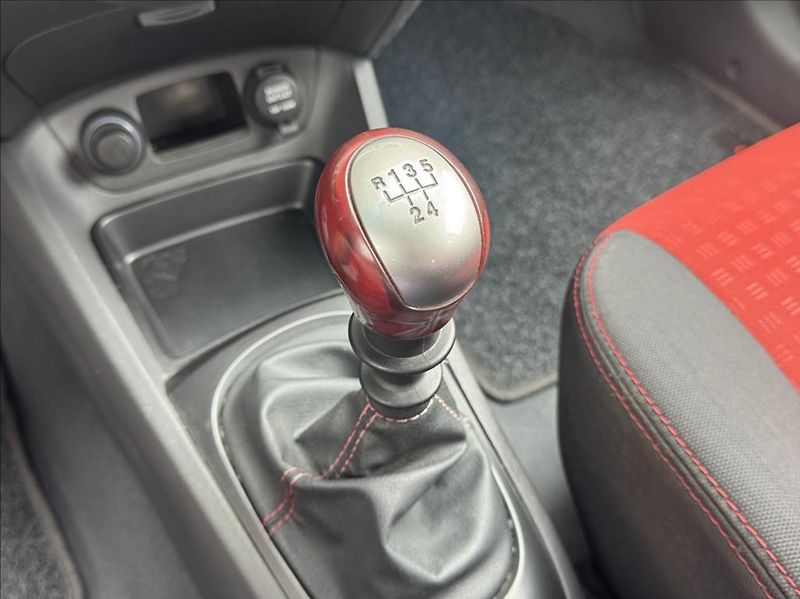 Kia Rio 1,4 i,klima - fotka 18 z 19