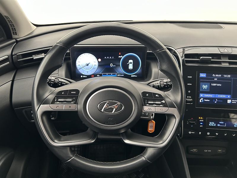 Hyundai Tucson 1.6 T-GDI 4x4 SMART - fotka 17 z 26