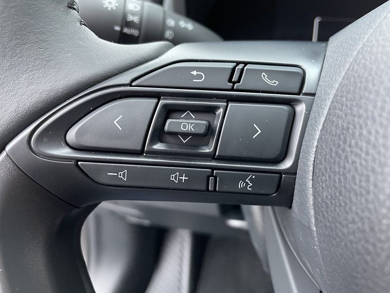 Toyota Yaris Cross 1.5 Hybrid Comfort ODBĚR IHNED - fotka 23 z 27