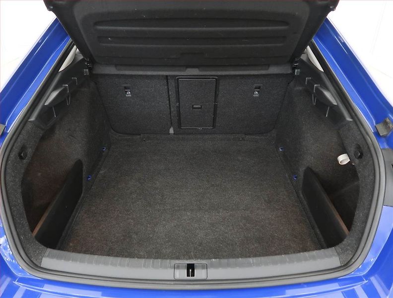 Škoda Octavia (2020) Ambition Plus 2.0 TDI - fotka 13 z 24