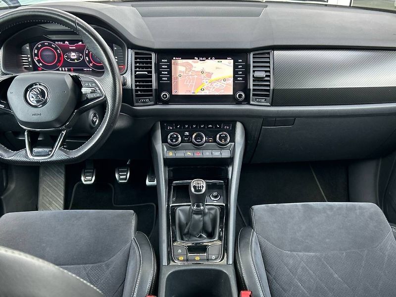 Škoda Kodiaq (2020) 1.5 TSI Sportline - fotka 5 z 33