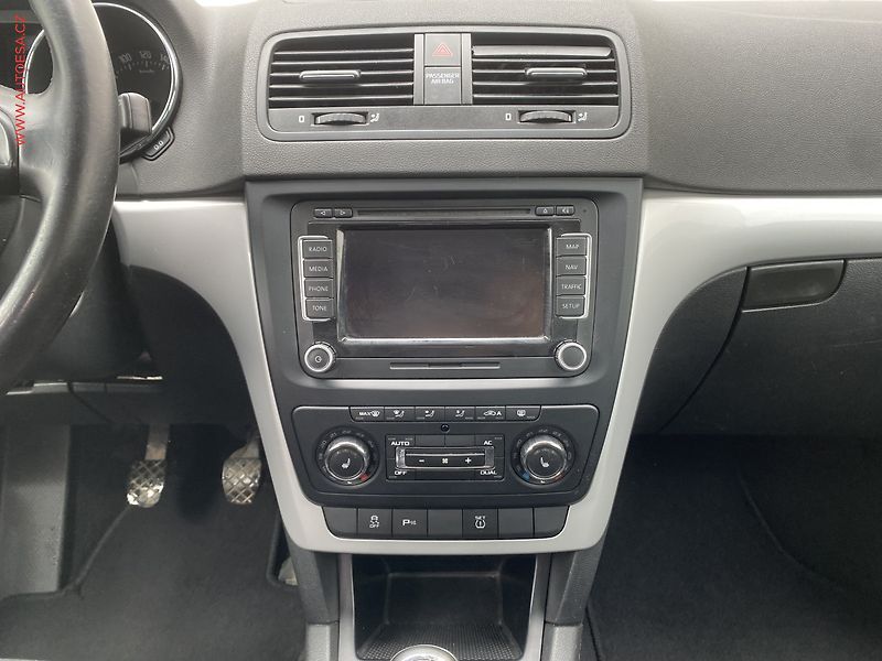 Škoda Yeti (2011) 1.2 TSi, Ambition, navi, - fotka 12 z 19