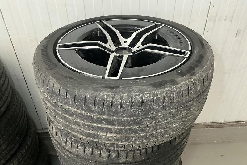 Mercedes-Benz Třídy E E300e AMG Premium 2xALU - fotka 9 z 11
