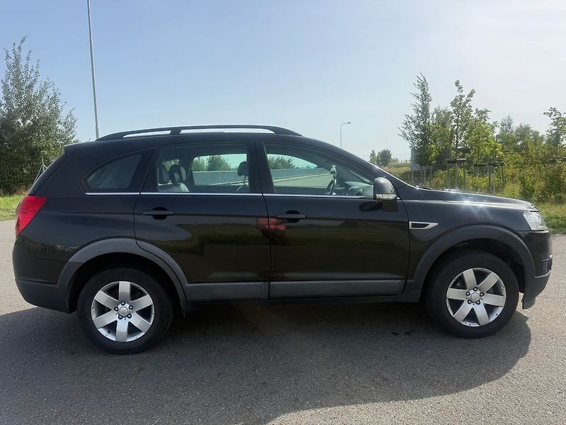Chevrolet Captiva 2,4  BENZIN *LPG* 7 MÍST - fotka 6 z 16