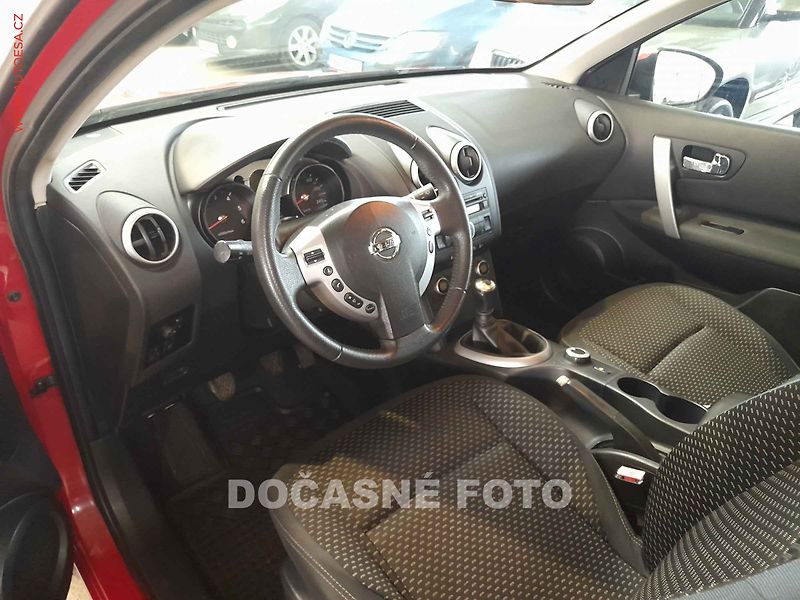Nissan Qashqai (2008) 2.0DCi 4x4 - fotka 3 z 3