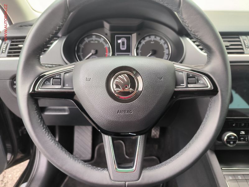 Škoda Octavia (2018) 1.5 TSi, Clever, LED, +ALU - fotka 16 z 23