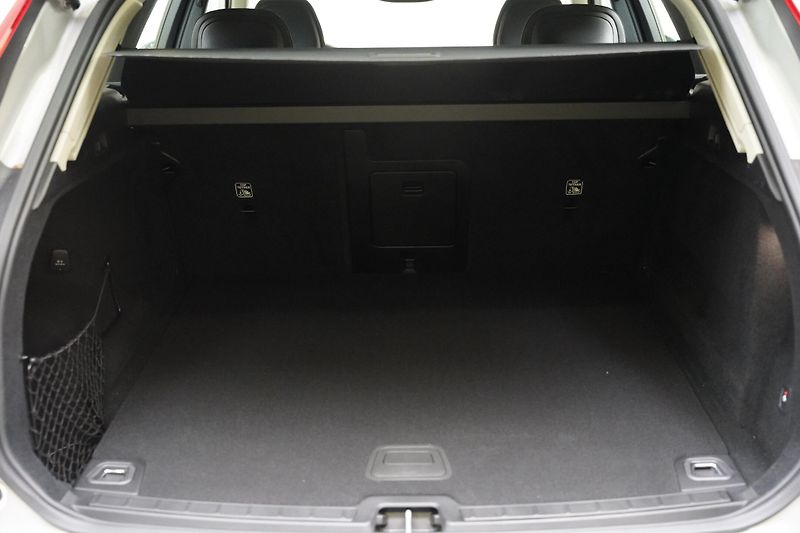 Volvo XC60 - fotka 25 z 26