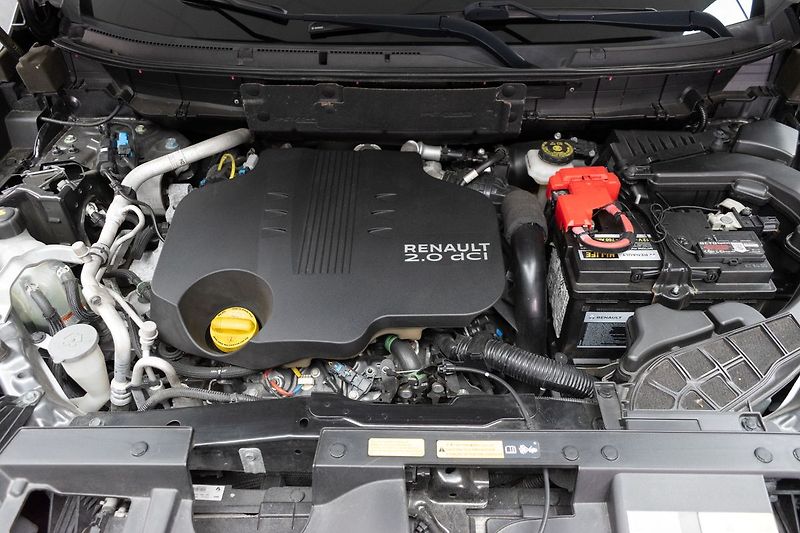 Renault Koleos 2.0 DCi 135kW AUTOMAT*KAMERA* - fotka 31 z 35