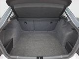 Škoda Rapid (2014) Style 1.6 TDI, Automat - náhled 14