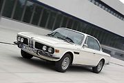 Příklady tvarů ledvinek vozů BMW