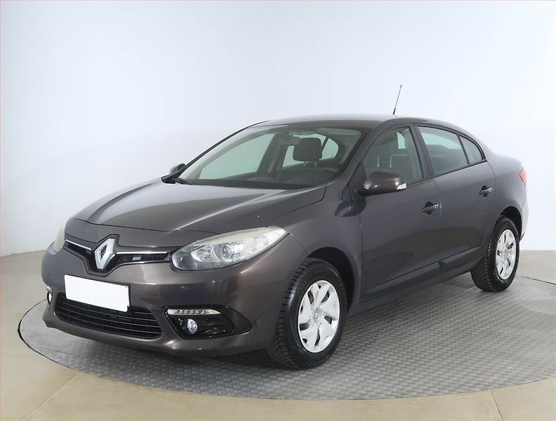 Renault Fluence (2014) 1.6 16V, Tempomat - fotka 2 z 15
