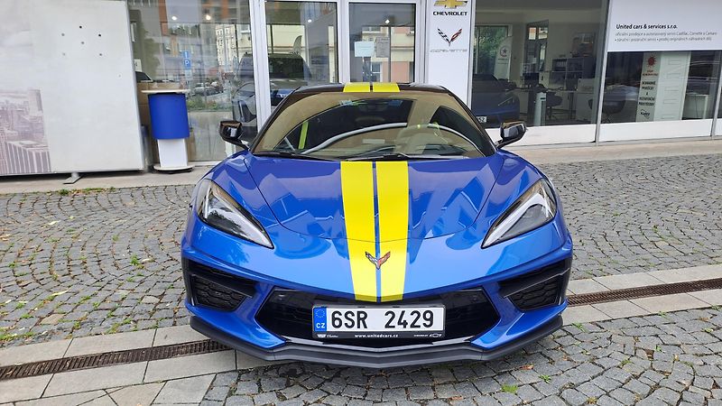 Chevrolet Corvette C8 Stingray Convertible 3LT - fotka 2 z 16