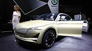 RS logo ponese také elektromobil, který by měl vycházet ze studie Vision E