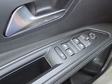 Peugeot 3008 (2023) 1.6 PHEV 165 ALLURE PACK EAT8 - náhled 23