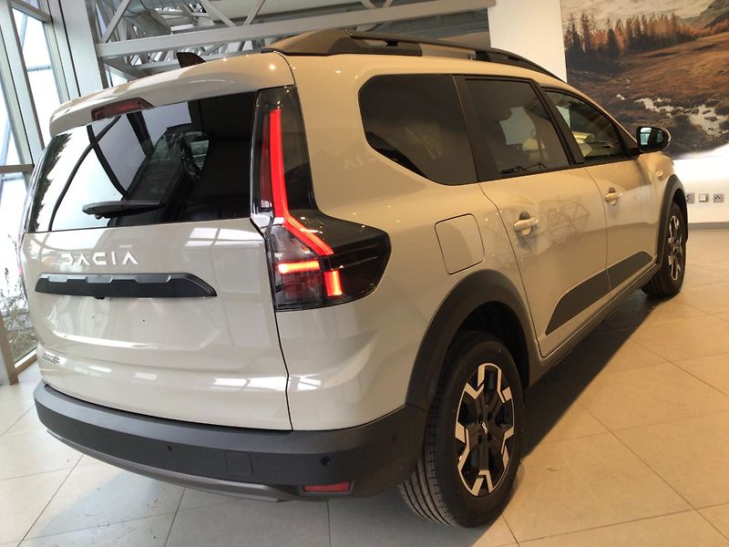 Dacia Jogger (2026) AUTOMAT LPG MAX. MOŽNÁ VÝBAVA - fotka 5 z 17