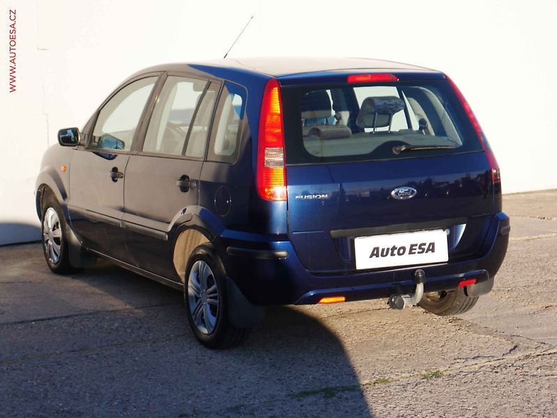 Ford Fusion (2003) 1.4 16V, AC, tažné - fotka 4 z 15