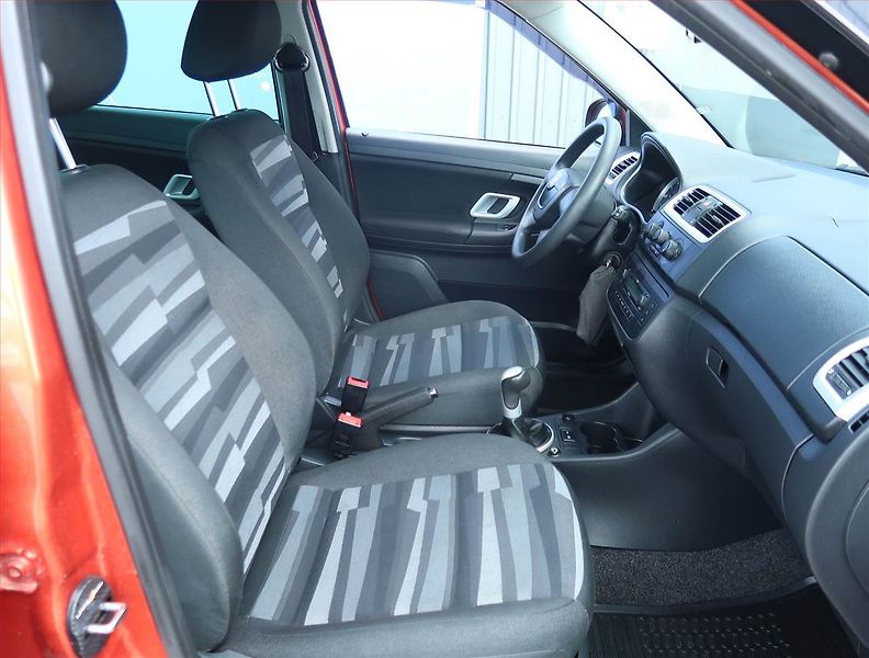 Škoda Fabia (2010) 1.2 12V, LPG, Serv.kniha - fotka 9 z 15