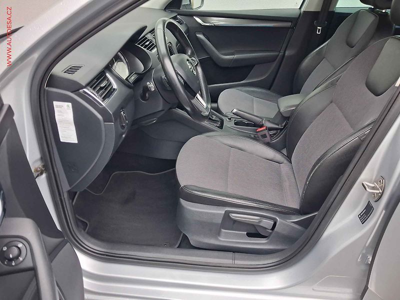 Škoda Octavia (2017) 2.0 TDi, 2.maj, DSG, LED - fotka 9 z 19