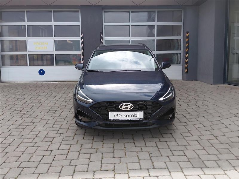 Hyundai i30 (2026) WG 1,0 T-GDI MT SMART - fotka 2 z 22
