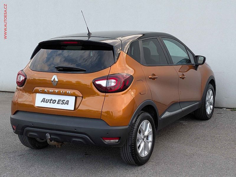 Renault Captur (2019) 0.9Tce, 2.maj,ČR, AC, temp - fotka 6 z 14