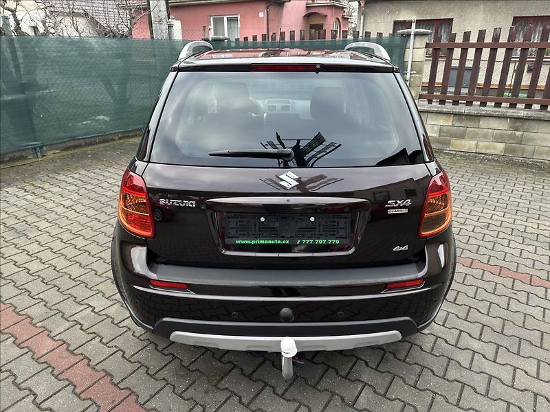 Suzuki SX4 1,6 4x4 STYLE TAŽNÉ - fotka 4 z 22