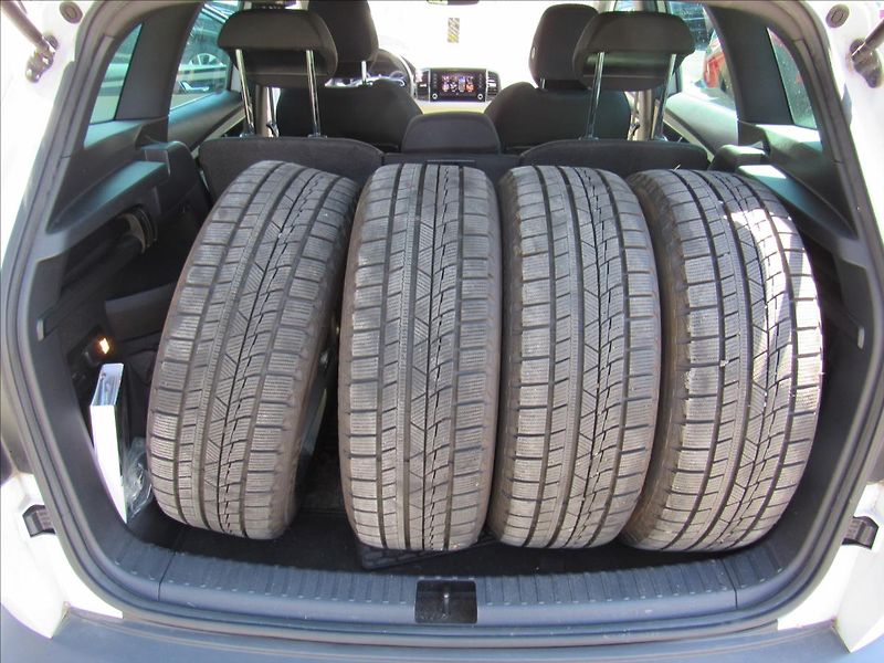 Škoda Karoq 1,5 TSi 110kW DSG Style - fotka 28 z 31