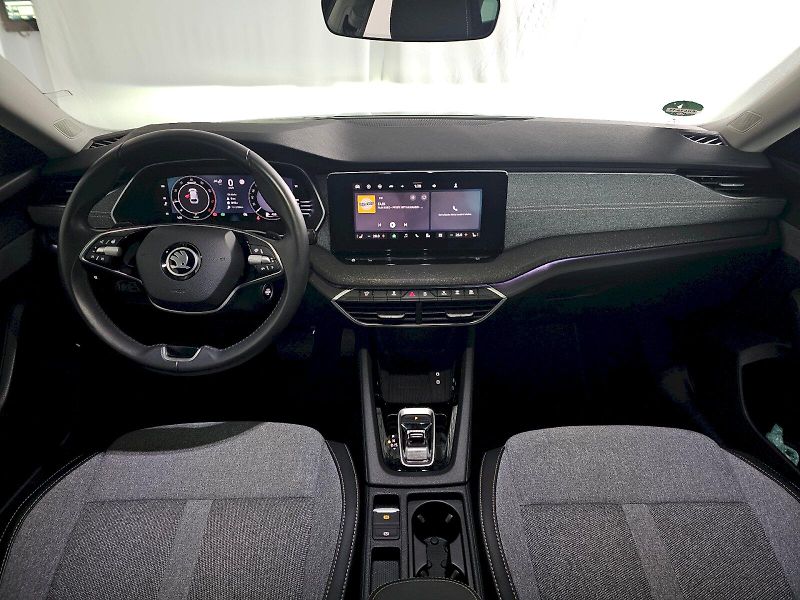 Škoda Octavia (2024) 1.5TSi DSG TOP SELECTION TAŽNÉ - fotka 8 z 30