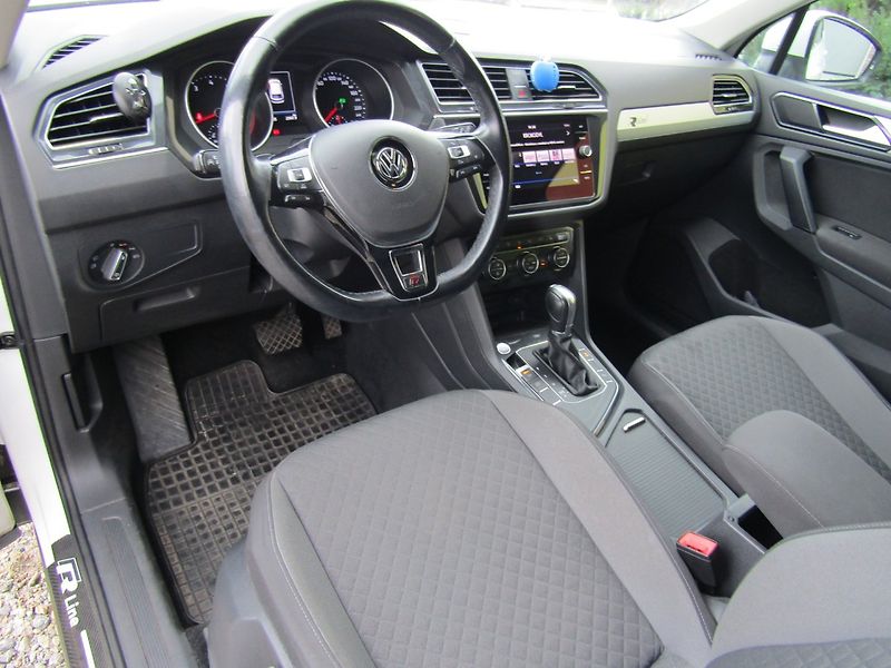 Volkswagen Tiguan (2017) 1.4 TSI 110kW DSG R-Line - fotka 13 z 43