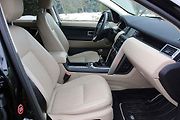 Land Rover Discovery Sport.