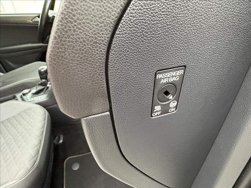 Volkswagen Tiguan 2,0 TDi 110kW 4M,ACC,Navi,JOIN - fotka 29 z 42