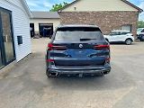 BMW X5 (2024) Auto na cestě - náhled 4