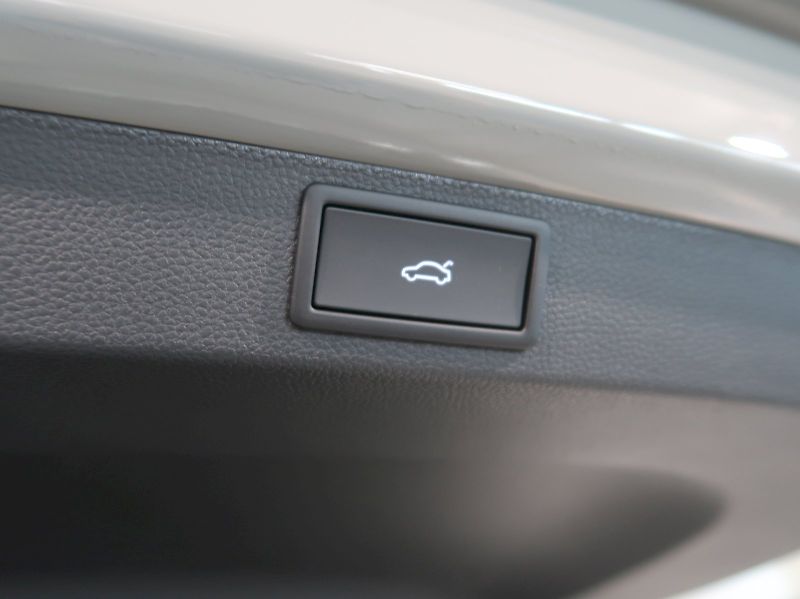 Škoda Karoq (2026) SPORTLINE 2.0TSI 140KW 4x4 DSG - fotka 43 z 44