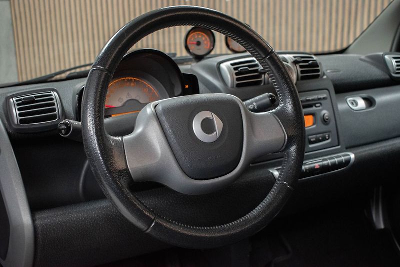 Smart Fortwo 1.0i 52kW *PANORAMA* - fotka 10 z 20