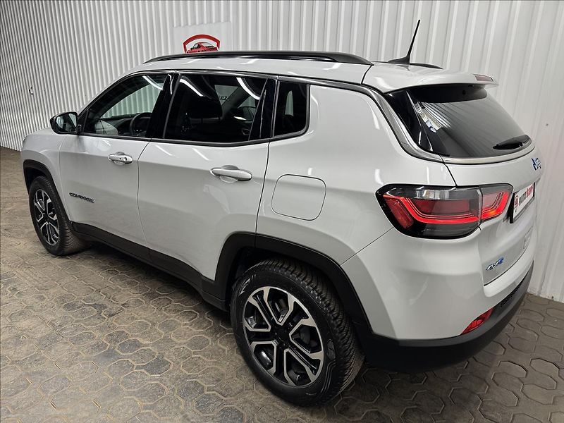 Jeep Compass 1.3 T4 4xE HYBRID LIMITED DPH - fotka 6 z 43