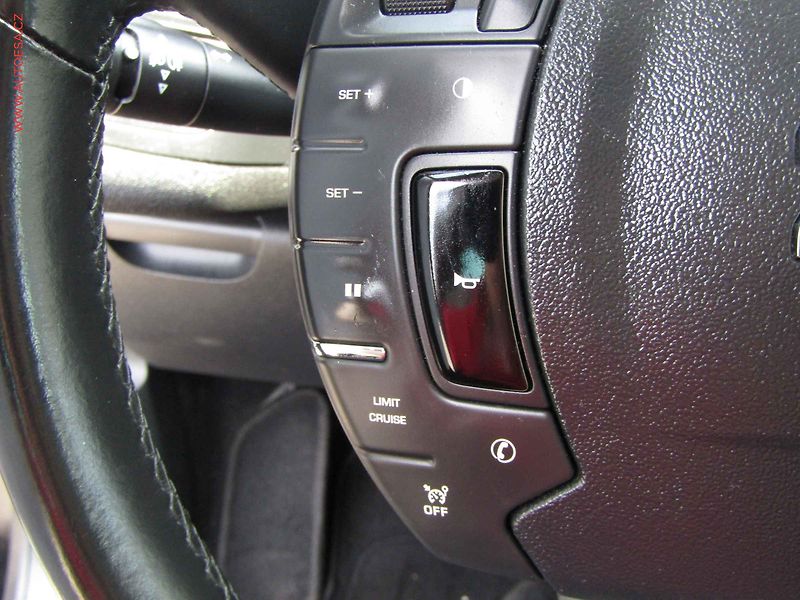 Citroën C5 (2016) 2.0 HDi, AT, bixen, kamera - fotka 13 z 17