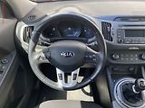 Kia Sportage (2015) 1.6 GDi, AC, výhřev sed - náhled 11