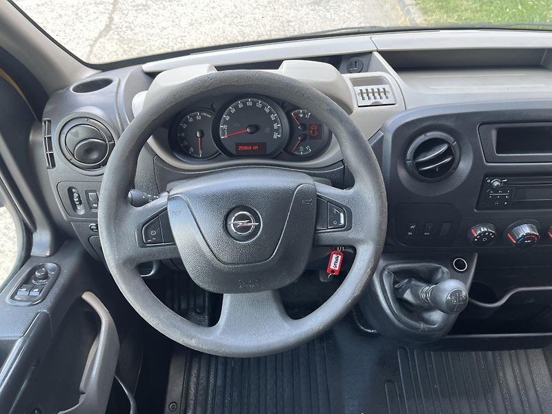 Opel Movano (2017) 2,3CDTi 7mí WEBASTO,KLIMA -DPH - fotka 12 z 20